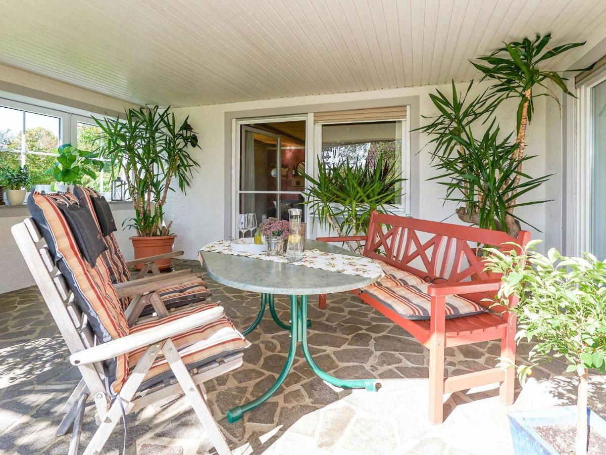 Nice Flat With Sauna Covered Terrace Garden And Tree House For Children 잔트 외부 사진